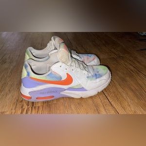 Nike Air Max Tennis Shoes